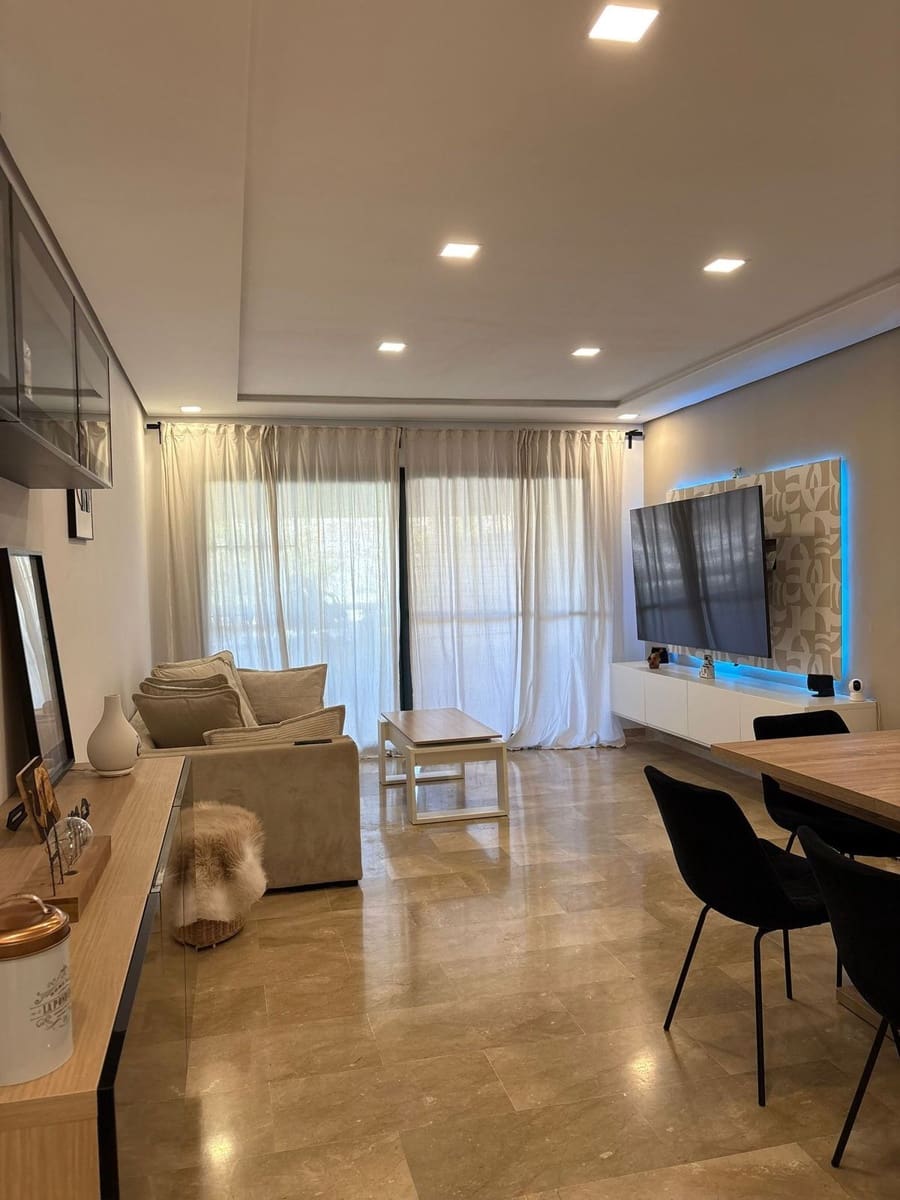 2 quarto Apartamento para venda em Estepona com piscina garagem - 425 000 € (Ref: 9239458)