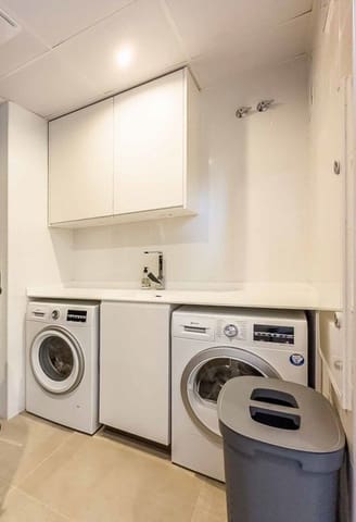 3 makuuhuone Omakotitalo myytävänä paikassa Marbella mukana uima-altaan 
autotalli - 1 495 000 € (Ref: 9239495)