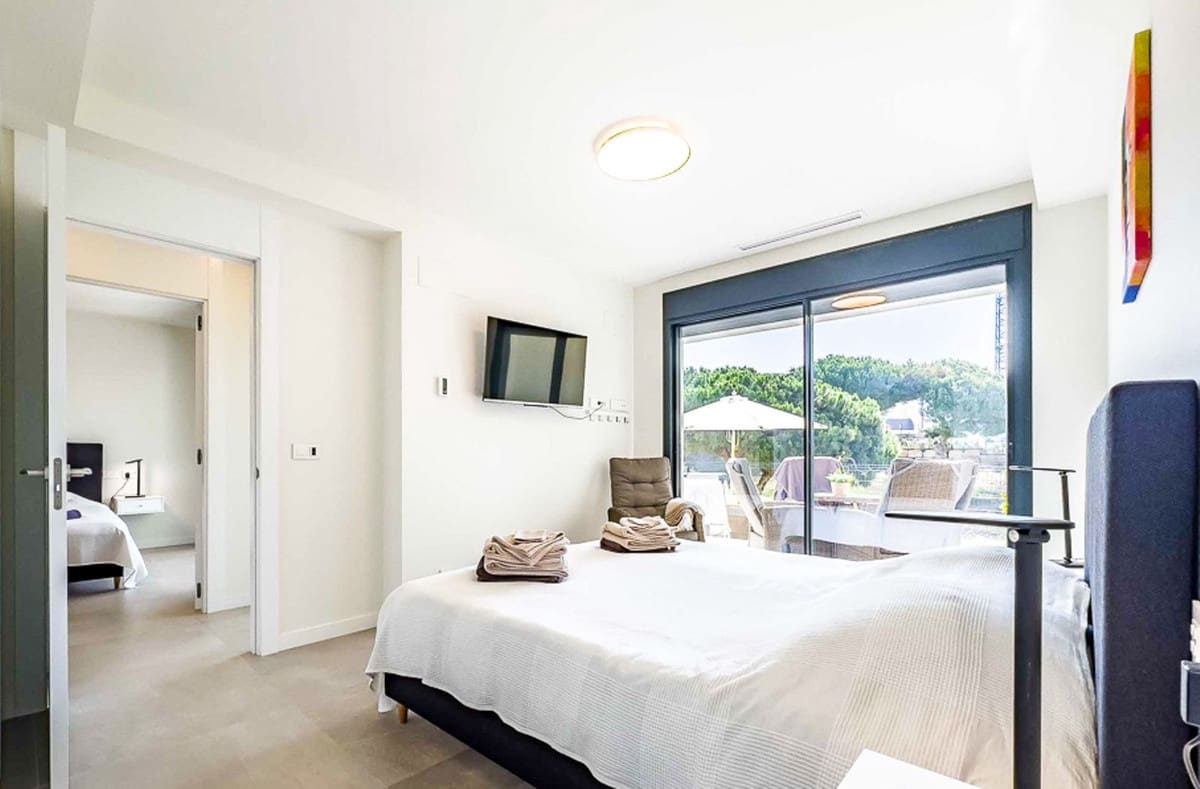 3 makuuhuone Omakotitalo myytävänä paikassa Marbella mukana uima-altaan 
autotalli - 1 495 000 € (Ref: 9239495)