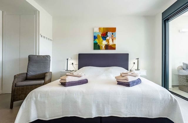 3 makuuhuone Omakotitalo myytävänä paikassa Marbella mukana uima-altaan 
autotalli - 1 495 000 € (Ref: 9239495)