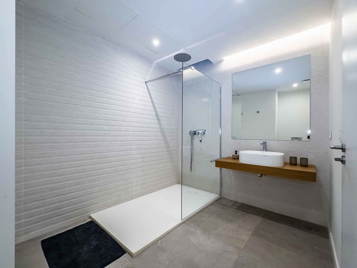 3 makuuhuone Omakotitalo myytävänä paikassa Marbella mukana uima-altaan 
autotalli - 1 495 000 € (Ref: 9239495)