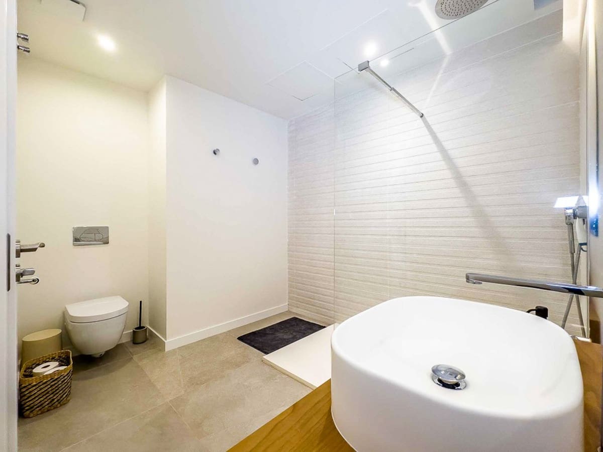 3 makuuhuone Omakotitalo myytävänä paikassa Marbella mukana uima-altaan 
autotalli - 1 495 000 € (Ref: 9239495)