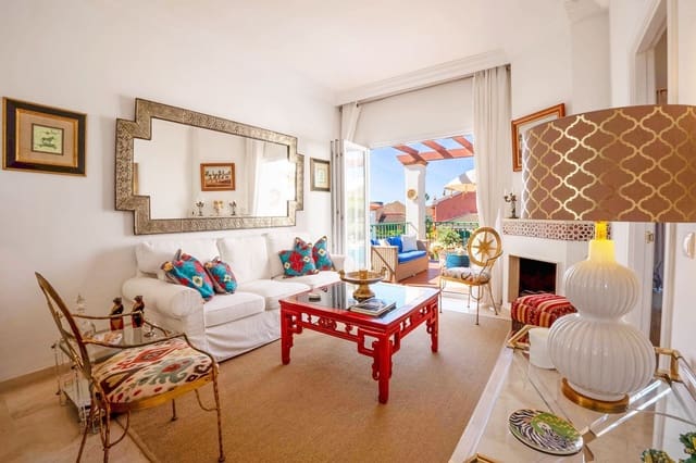 3 sovrum Takvåning till salu i Marbesa, Marbella med pool garage - 749 990 € (Ref: 9246242)