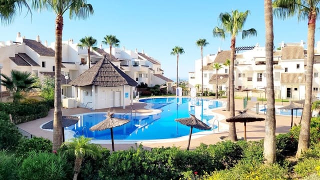 3 makuuhuone Huoneisto myytävänä paikassa Benalmádena mukana uima-altaan 
autotalli - 399 000 € (Ref: 9246250)