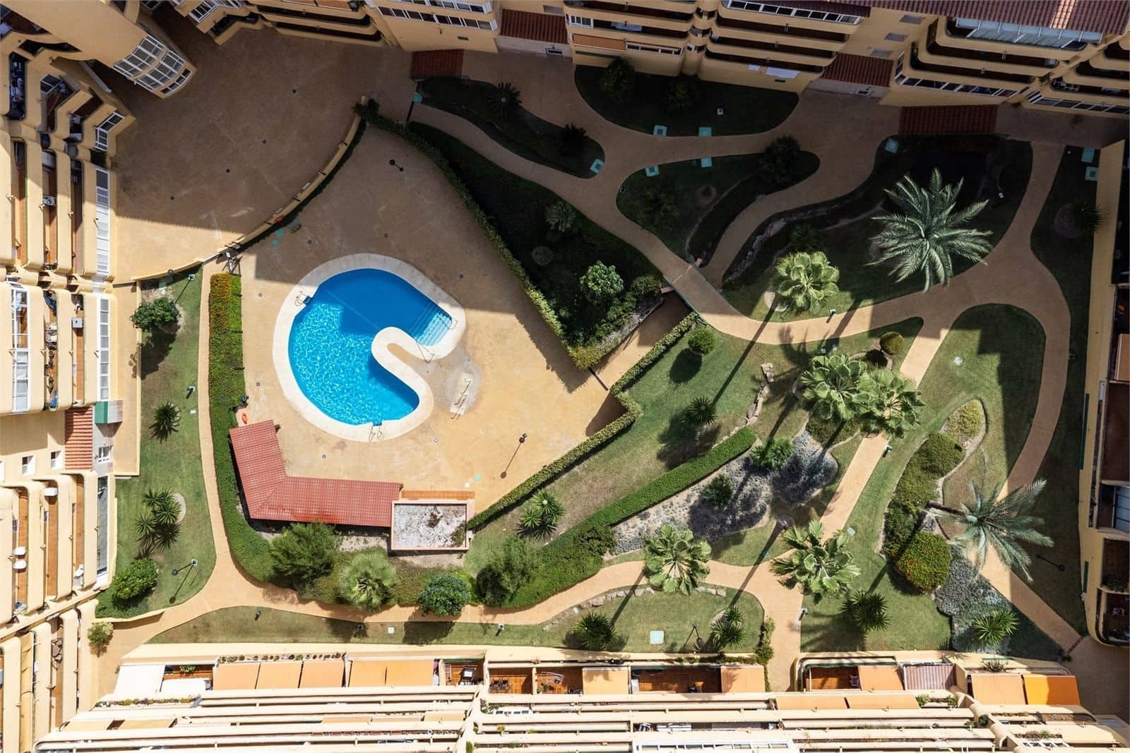 2 soveværelse Penthouse til salg i Fuengirola med swimmingpool - € 359.000 (Ref: 9246260)