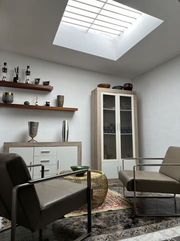 3 makuuhuone Omakotitalo myytävänä paikassa Torremolinos mukana uima-altaan 
autotalli - 449 000 € (Ref: 9246264)