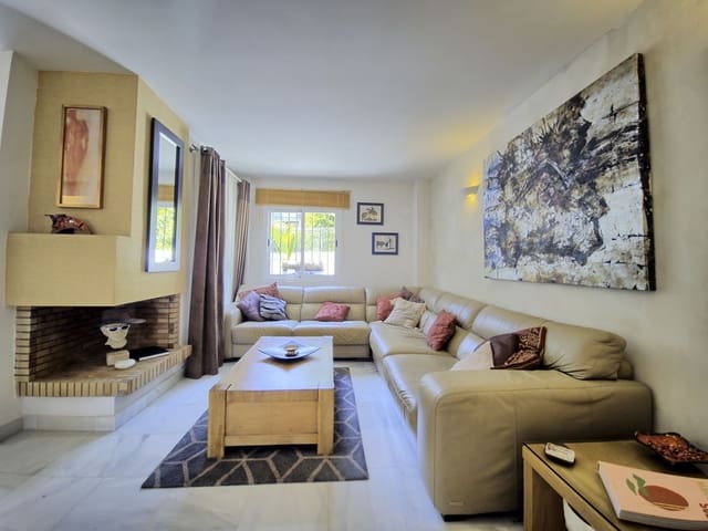 6 soveværelse Lejlighed til salg i Nueva Andalucia, Marbella med swimmingpool - € 899.999 (Ref: 9251529)