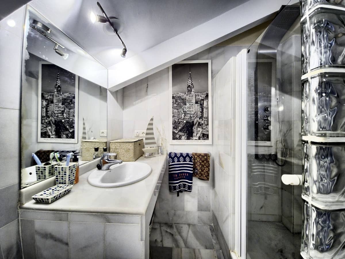 6 soveværelse Lejlighed til salg i Nueva Andalucia med swimmingpool - € 899.999 (Ref: 9251529)