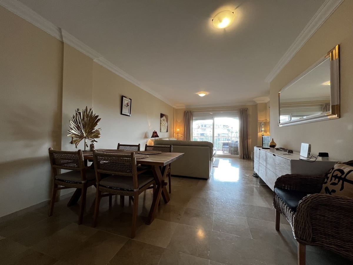 2 soveværelse Lejlighed til salg i La Cala Hills med swimmingpool garage - € 320.000 (Ref: 9254367)