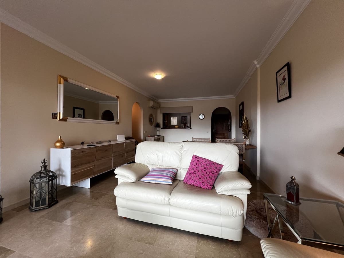 2 soveværelse Lejlighed til salg i La Cala Hills med swimmingpool garage - € 320.000 (Ref: 9254367)