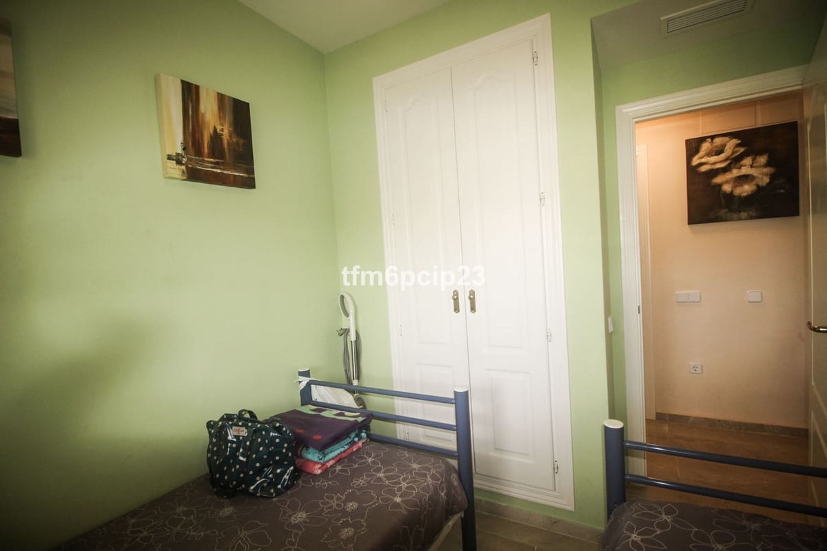 2 sypialnia Penthouse na sprzedaż w Manilva z basenem garażem - 225 000 € (Ref: 9288521)