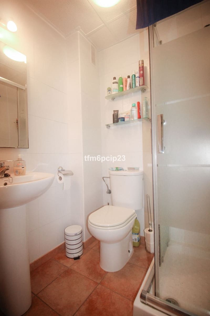 2 sypialnia Penthouse na sprzedaż w Manilva z basenem garażem - 225 000 € (Ref: 9288521)