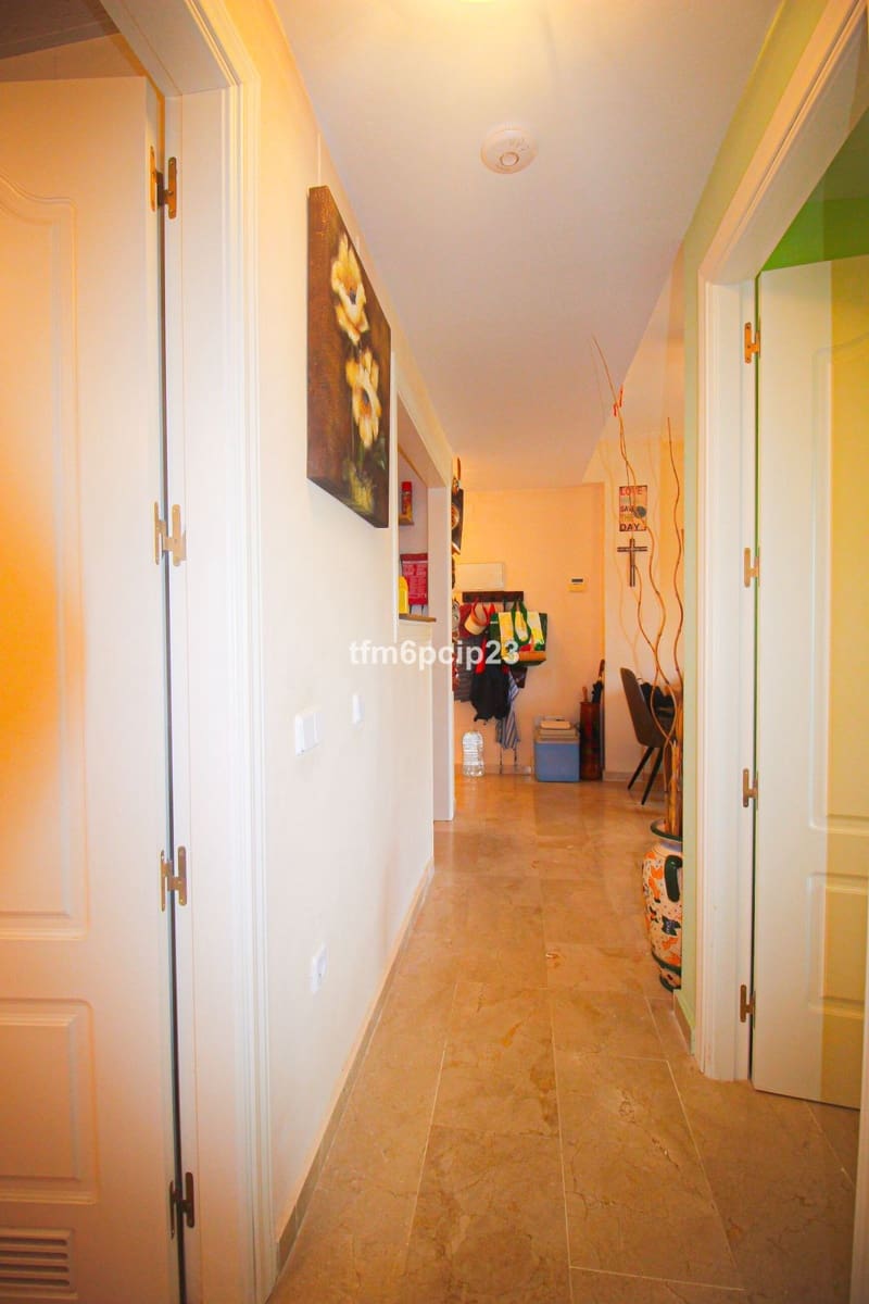 2 sypialnia Penthouse na sprzedaż w Manilva z basenem garażem - 225 000 € (Ref: 9288521)