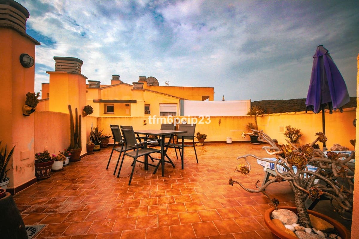 2 sypialnia Penthouse na sprzedaż w Manilva z basenem garażem - 225 000 € (Ref: 9288521)