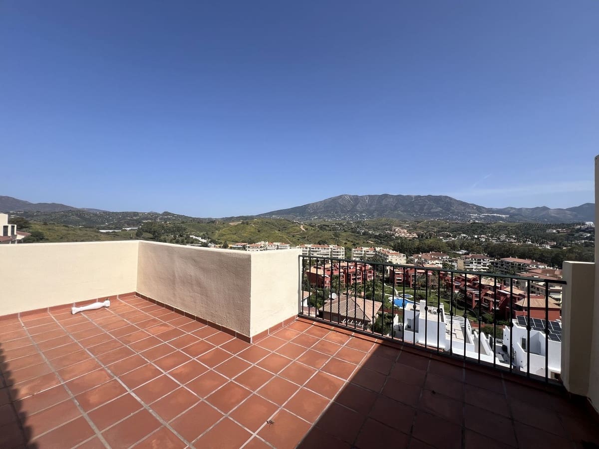 3 quarto Penthouse para venda em La Cala Hills com piscina garagem - 529 000 € (Ref: 9289300)