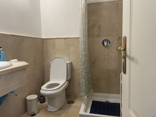 3 bedroom Apartment for sale in Estepona with pool garage - € 400,000 (Ref: 9289314)