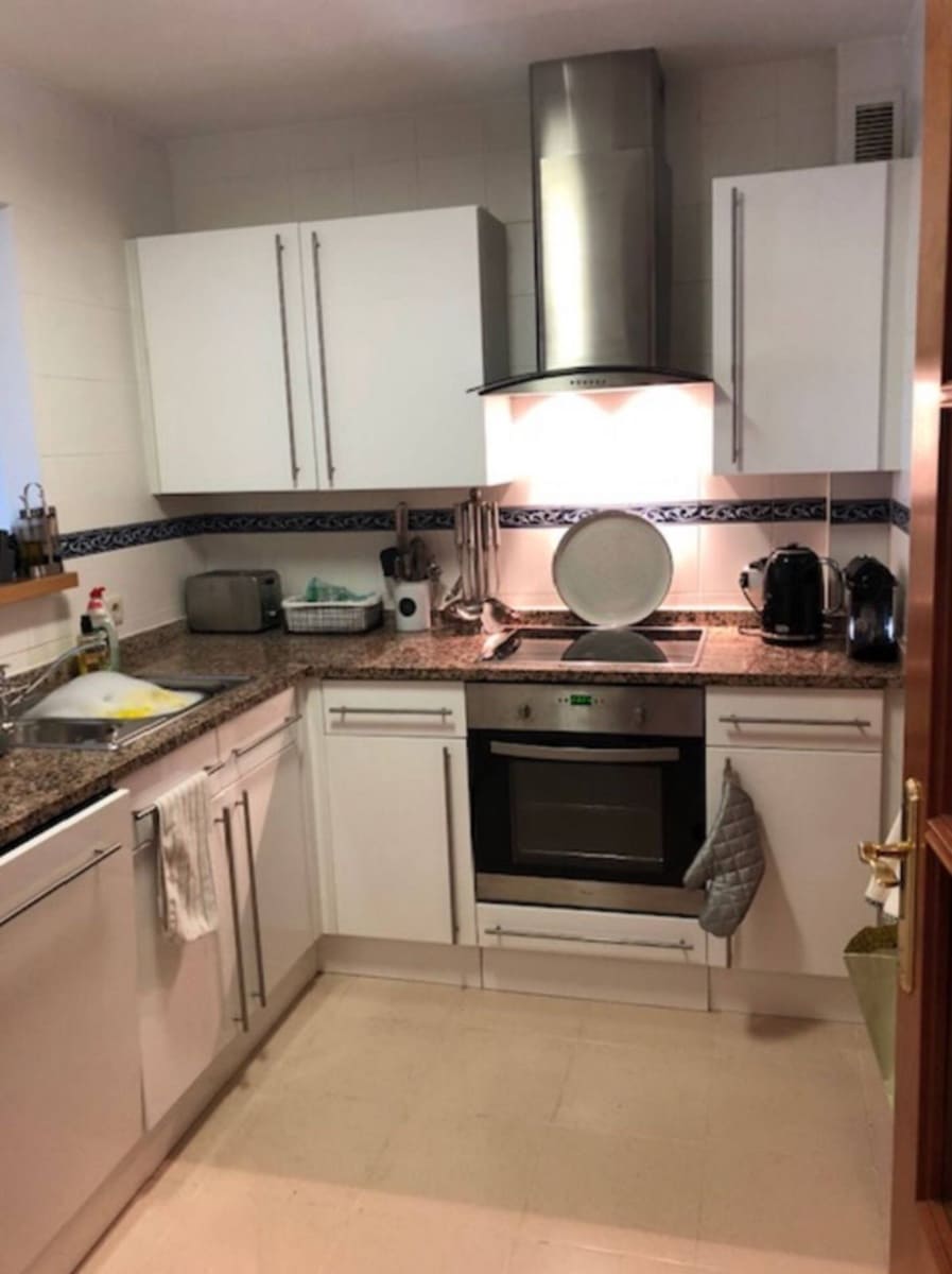 2 soveværelse Lejlighed til salg i La Cala Hills med swimmingpool garage - € 345.000 (Ref: 9289452)