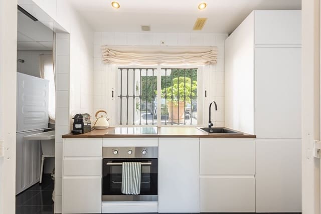 2 soverom Leilighet til salgs i La Quinta, Benahavís med svømmebasseng - € 429 000 (Ref: 9289454)