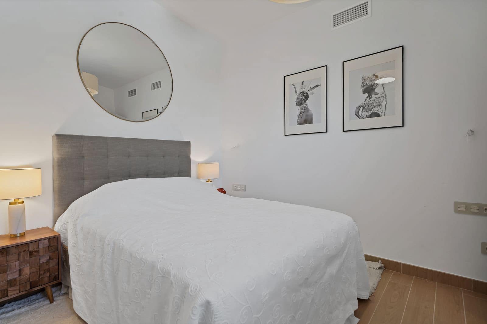 3 bedroom Apartment for sale in Fuengirola with pool garage - € 1,249,000 (Ref: 9289456)