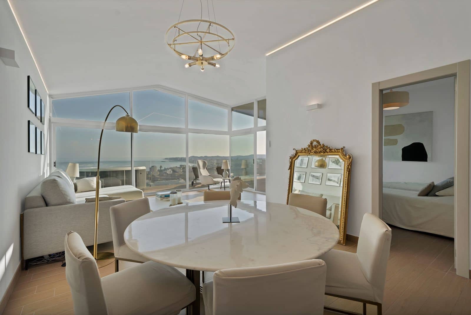 3 bedroom Apartment for sale in Fuengirola with pool garage - € 1,249,000 (Ref: 9289456)