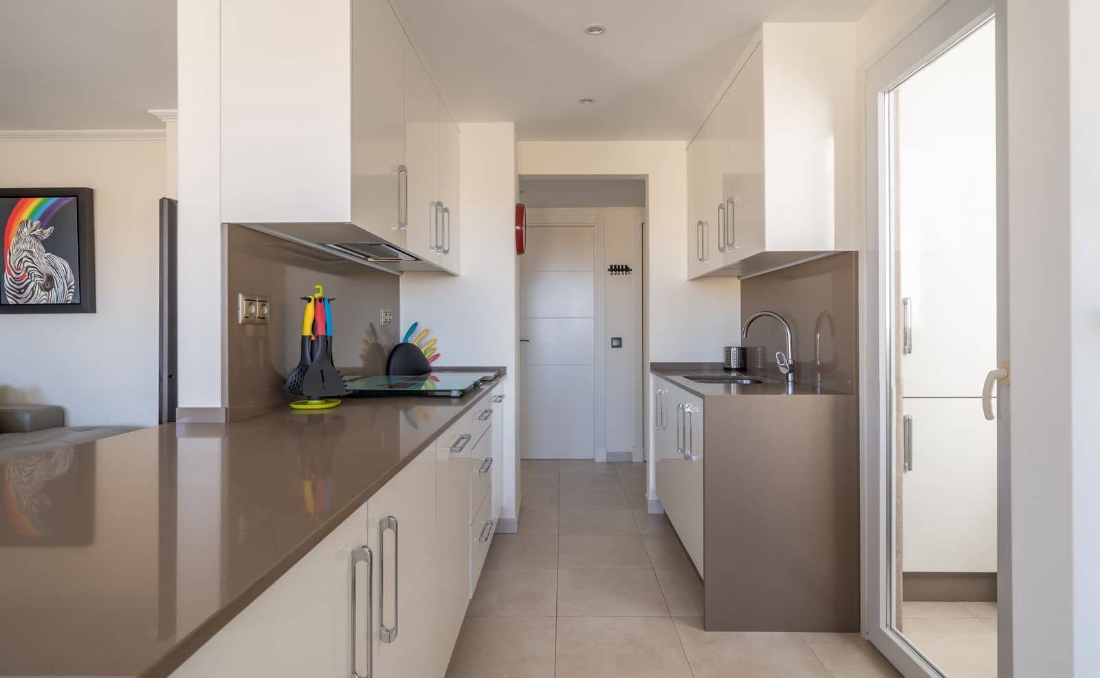 2 soveværelse Penthouse til salg i Estepona med swimmingpool garage - € 575.000 (Ref: 9289495)