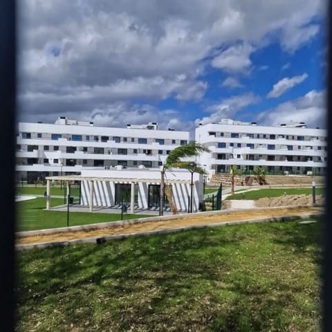 2 bedroom Apartment for sale in Cancelada, Estepona with pool garage - € 439,000 (Ref: 9289628)