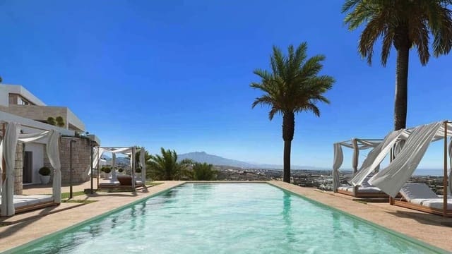 2 bedroom Apartment for sale in Cancelada, Estepona with pool garage - € 439,000 (Ref: 9289628)