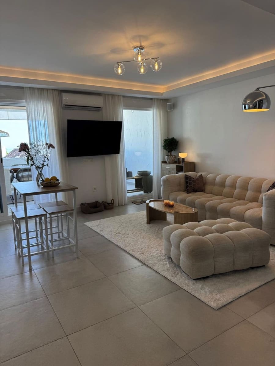 3 quarto Penthouse para venda em Marbella com piscina garagem - 1 030 000 € (Ref: 9290025)