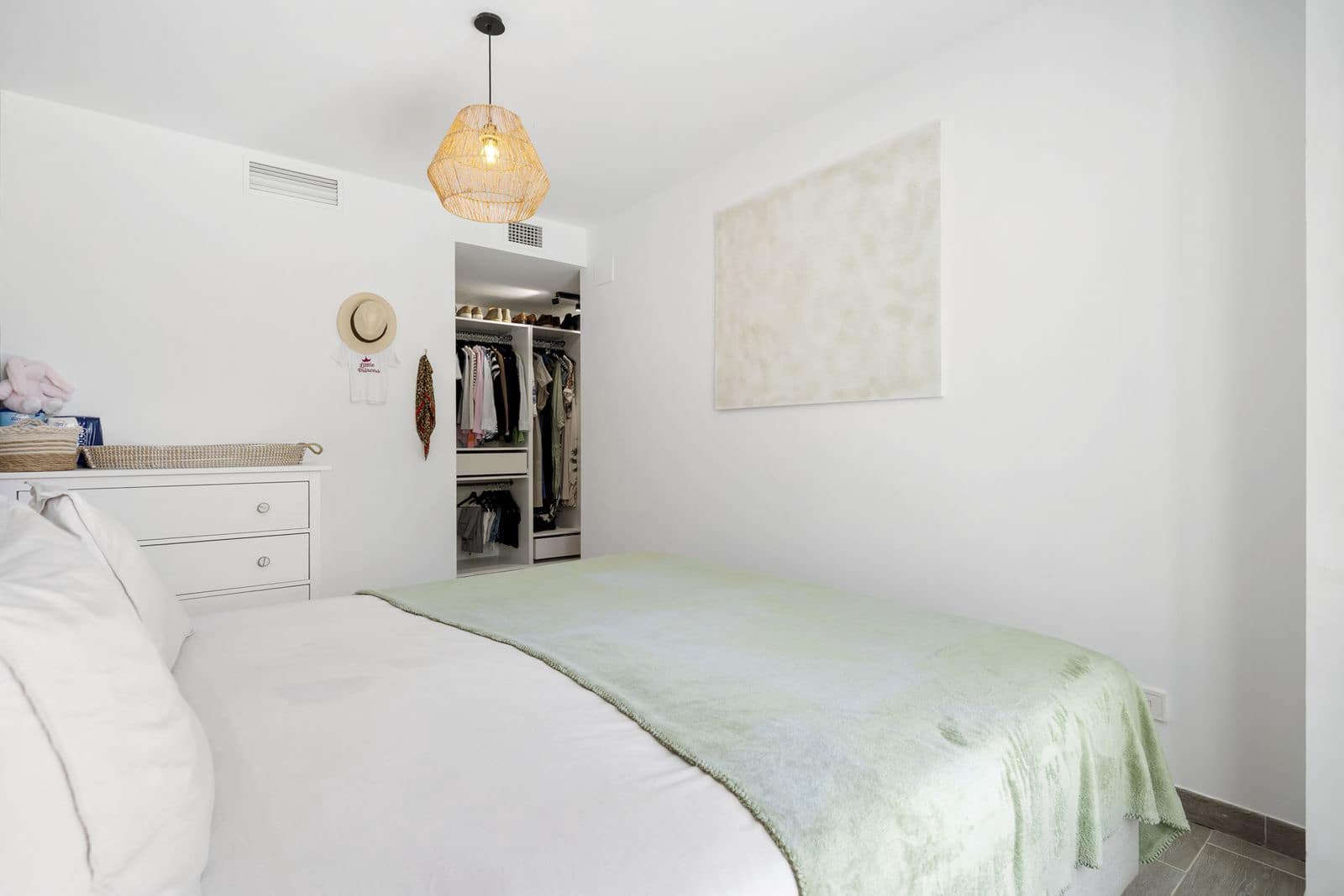 2 bedroom Apartment for sale in La Cala de Mijas with pool garage - € 390,000 (Ref: 9290027)