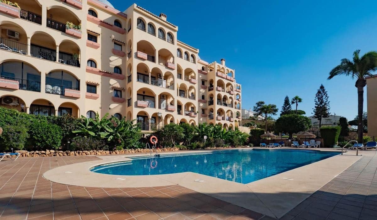 2 Zimmer Apartment zu verkaufen in Torrenueva mit Pool Garage - 339.000 € (Ref: 9290035)