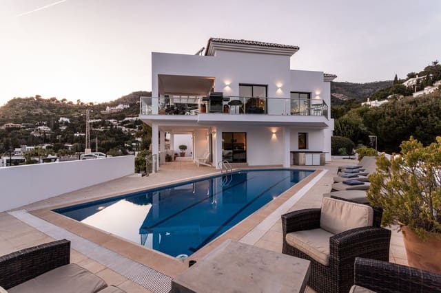 3 bedroom Villa for sale in Mijas with pool garage - € 1,445,000 (Ref: 9290925)
