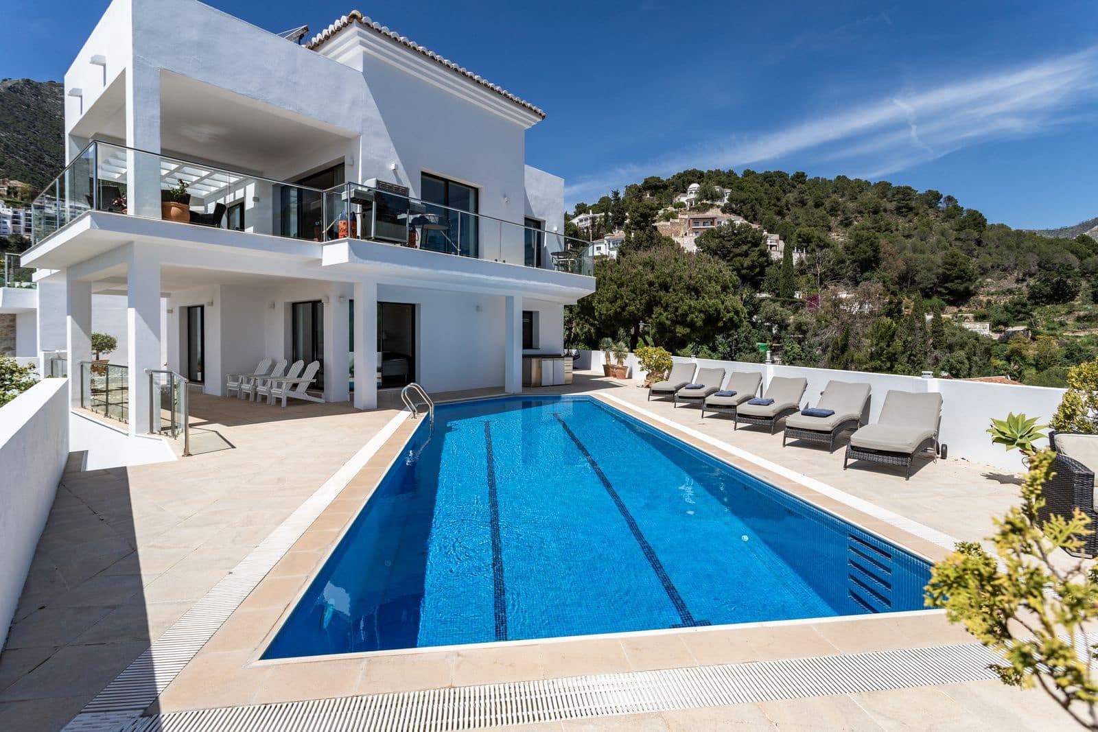 3 bedroom Villa for sale in Mijas with pool garage - € 1,445,000 (Ref: 9290925)