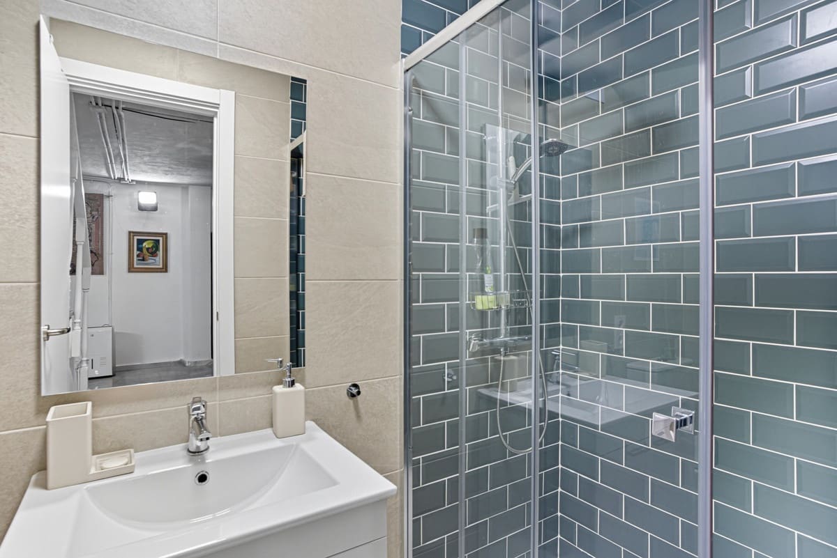 3 sypialnia Dom na sprzedaż w Golden Mile z basenem garażem - 880 000 € (Ref: 9290927)