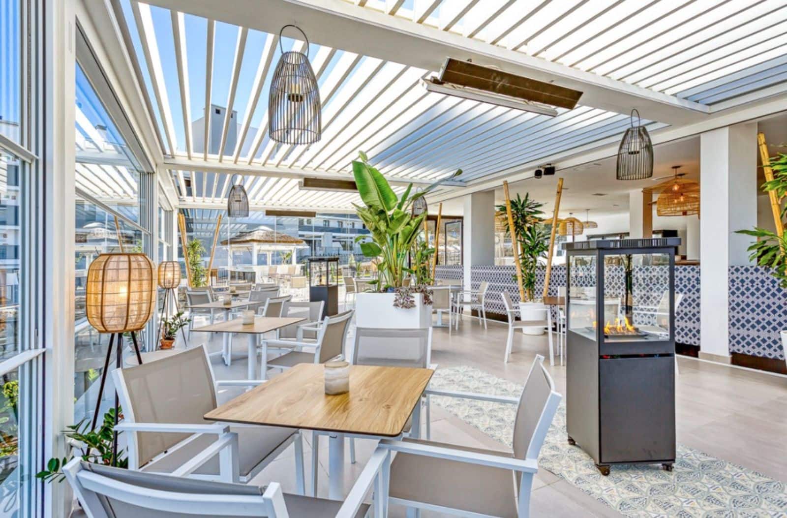 2 bedroom Apartment for sale in Mijas with pool garage - € 399,000 (Ref: 9290929)