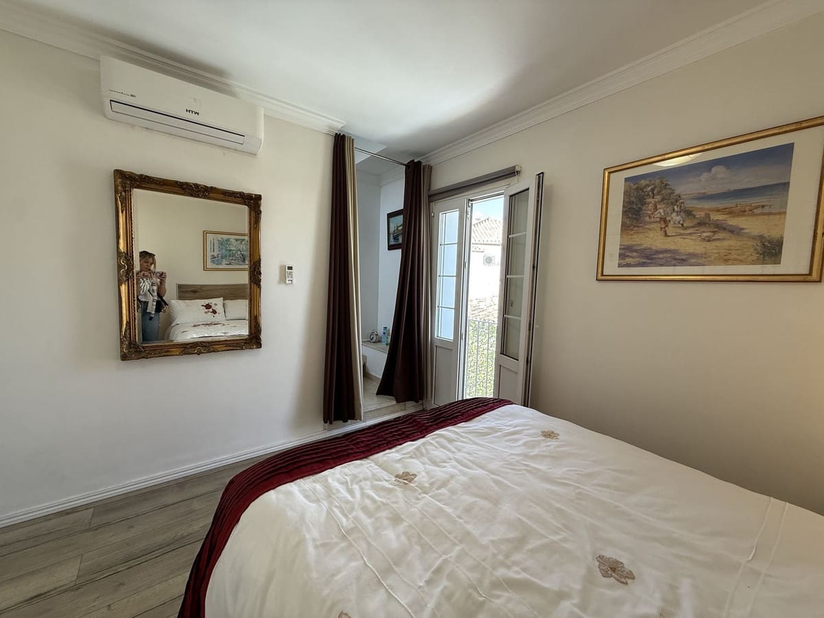 2 sypialnia Dom blizniak na sprzedaż w Benamara z basenem garażem - 450 000 € (Ref: 9290930)