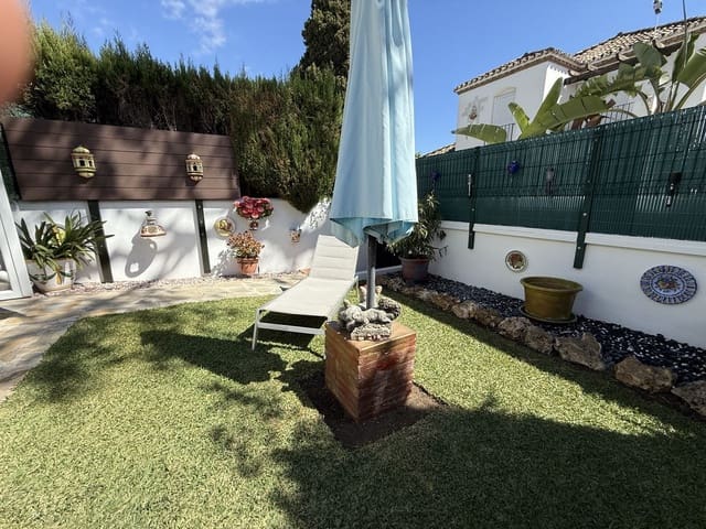 2 soverom Kjedet enebolig til salgs i Benamara, Estepona med svømmebasseng garasje - € 450 000 (Ref: 9290930)