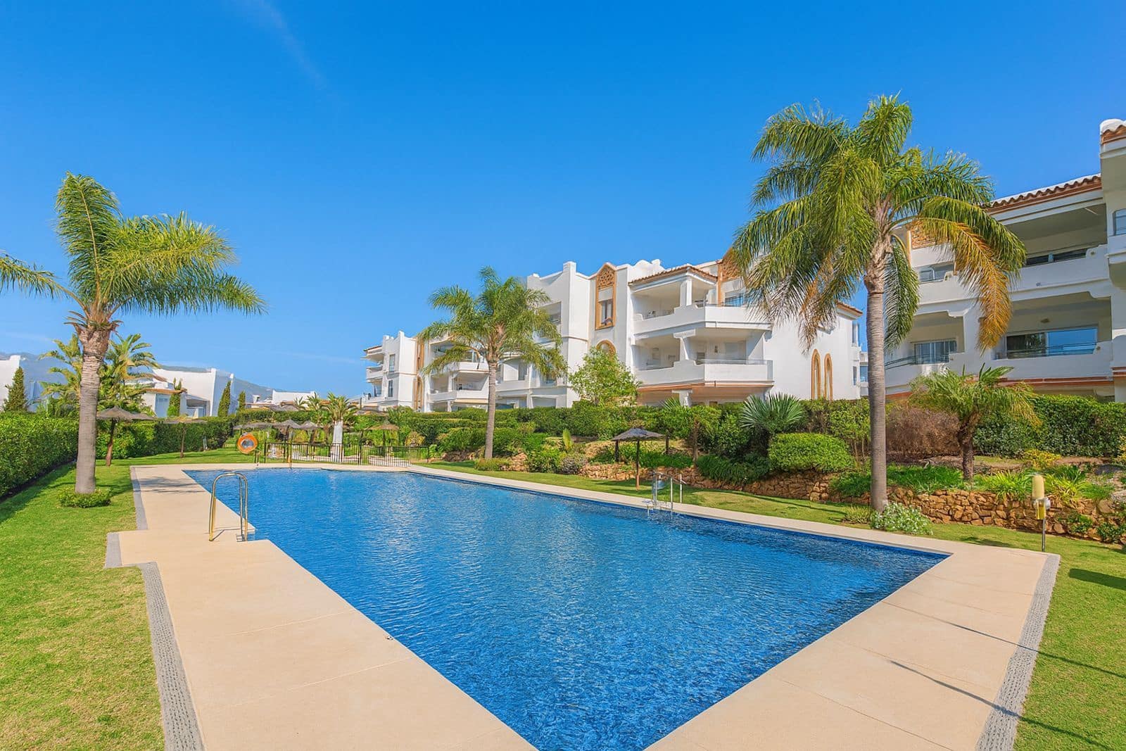 3 bedroom Apartment for sale in Cerro del Aguila with pool garage - € 380,000 (Ref: 9290932)