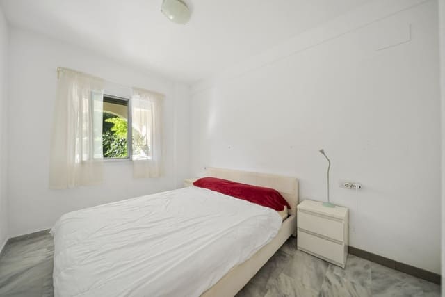 2 slaapkamer Appartement te koop in Benalmádena pueblo, Benalmádena met zwembad garage - € 295.000 (Ref: 9297846)