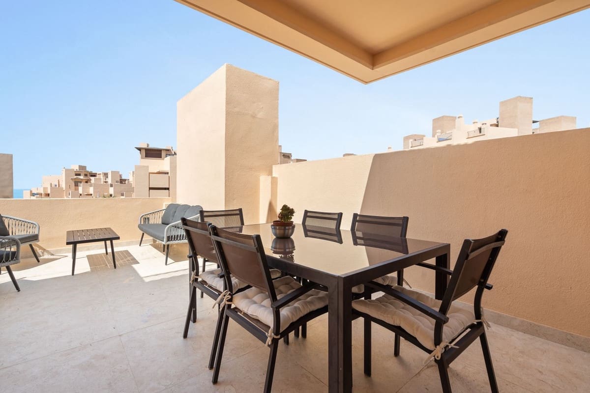 4 sovrum Takvåning till salu i New Golden Mile med pool garage - 1 050 000 € (Ref: 9297884)