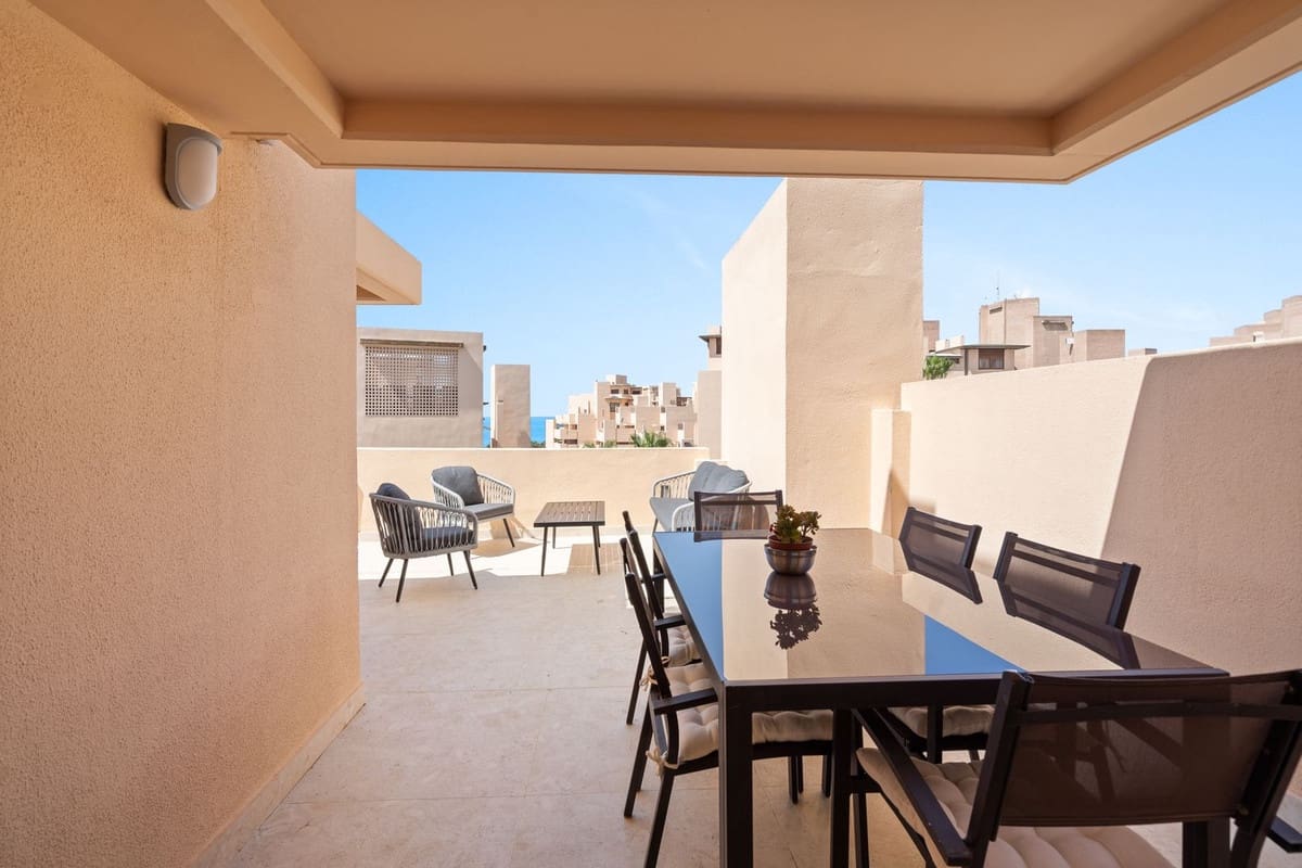 4 sovrum Takvåning till salu i New Golden Mile med pool garage - 1 050 000 € (Ref: 9297884)