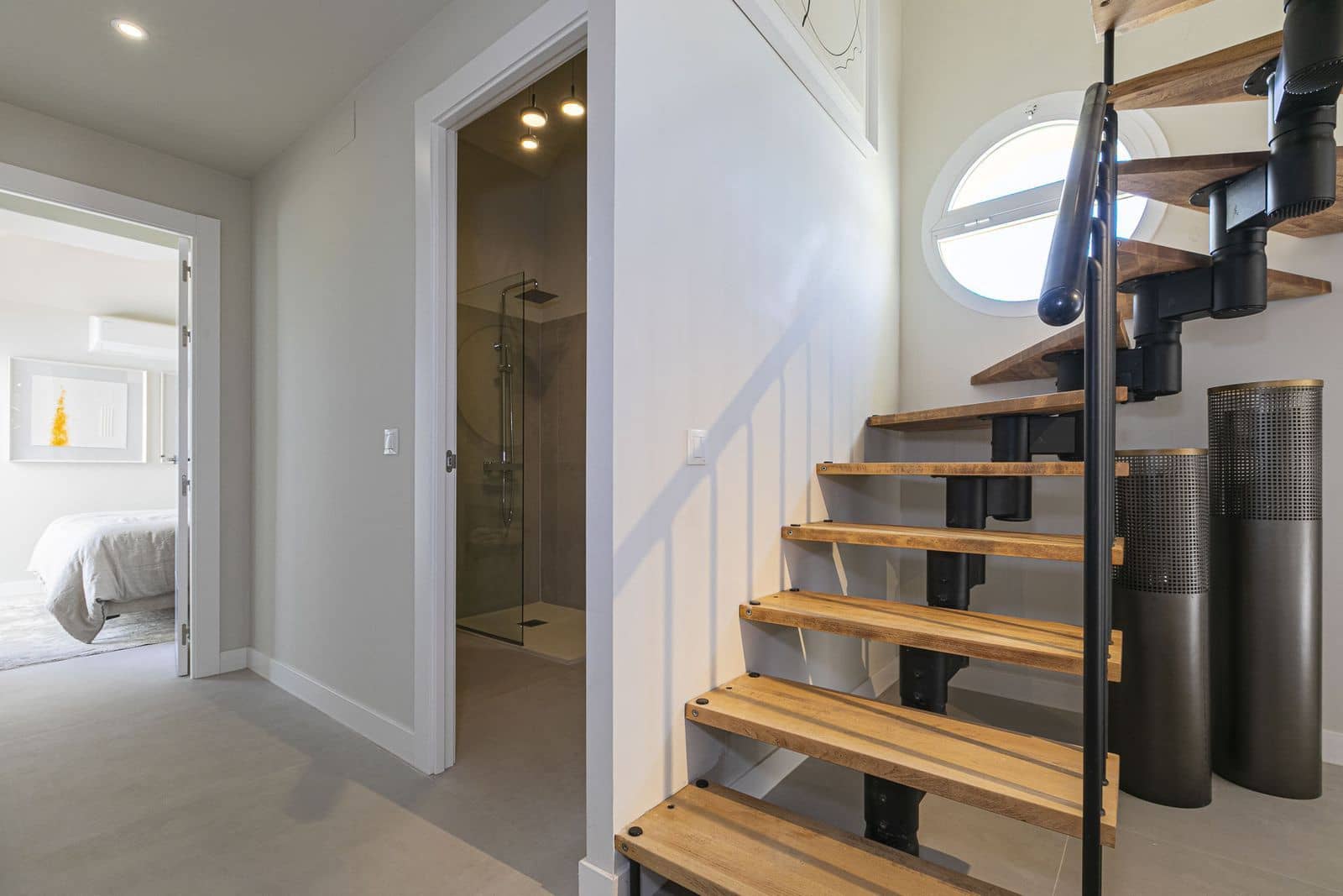 3 sypialnia Penthouse na sprzedaż w Nueva Andalucia z basenem garażem - 755 000 € (Ref: 9298725)