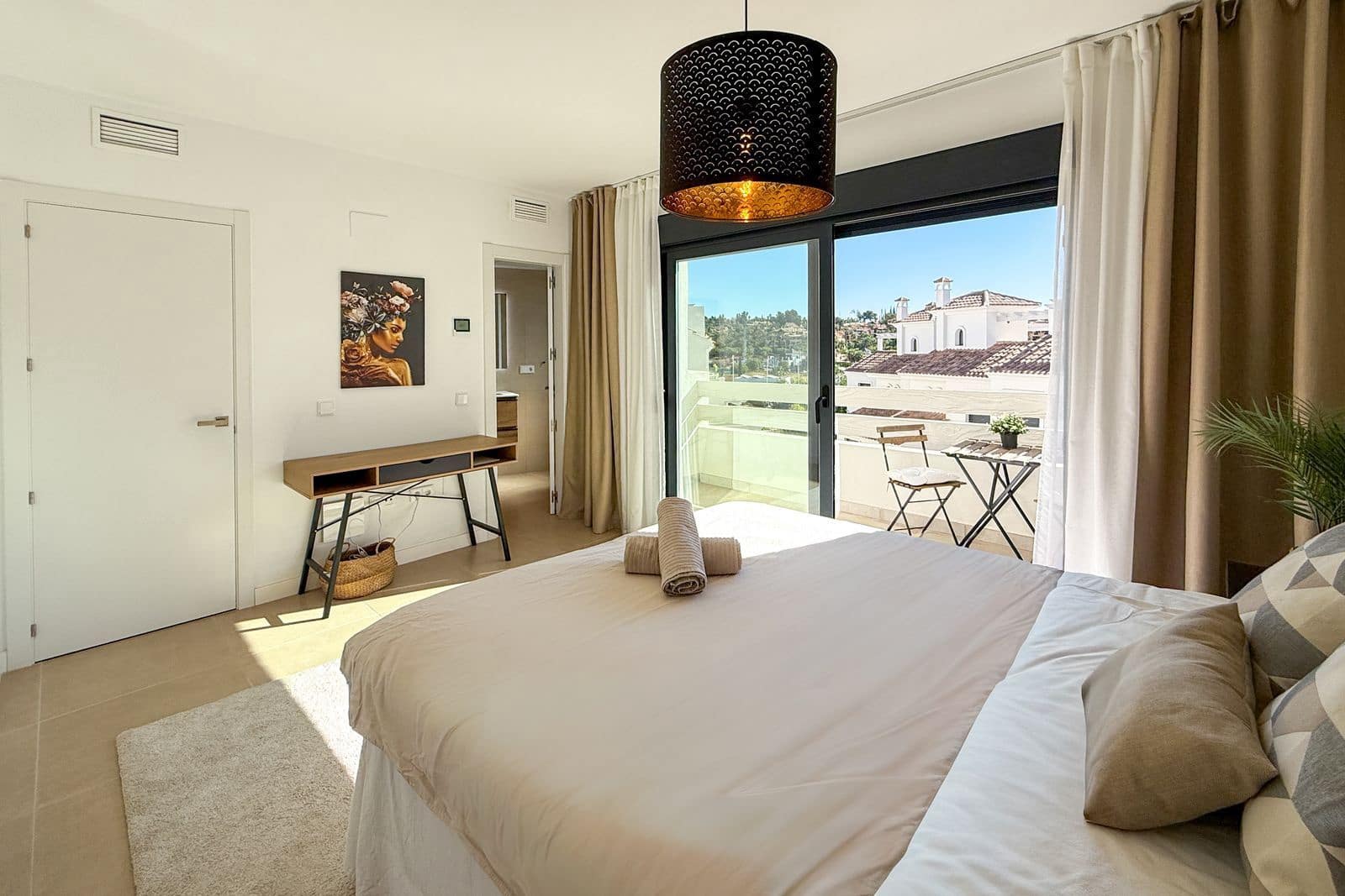 3 camera da letto Casa in vendita in El Paraiso con piscina garage - 679.000 € (Rif: 9298732)