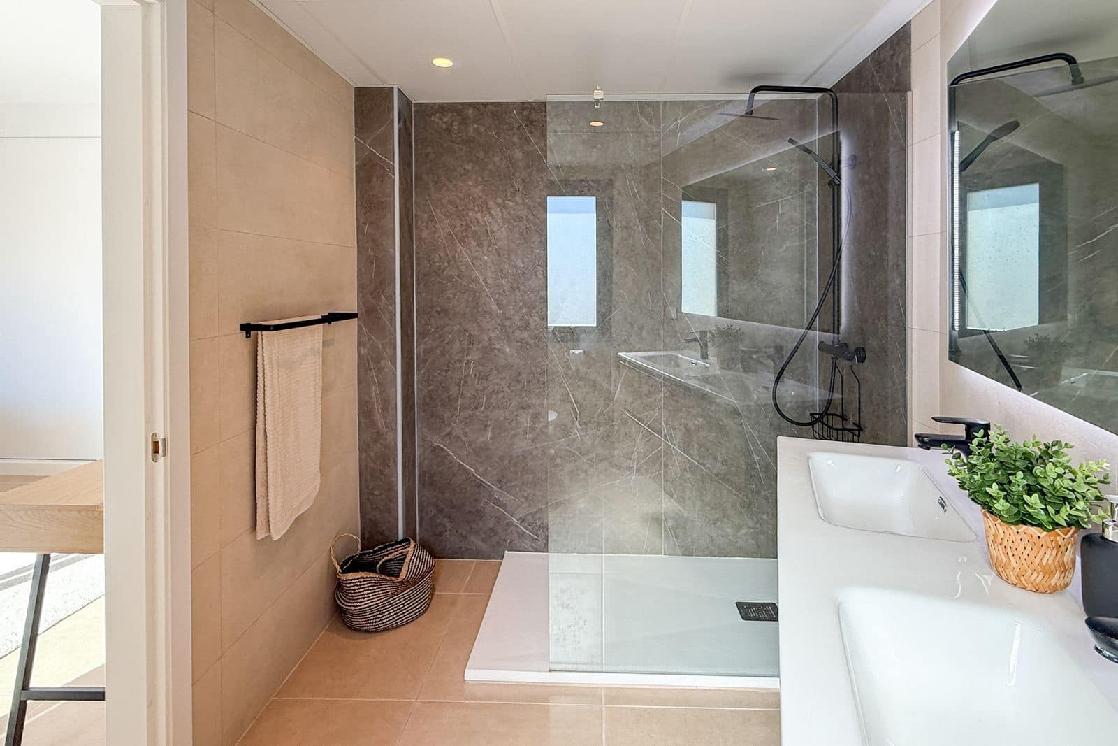 3 camera da letto Casa in vendita in El Paraiso con piscina garage - 679.000 € (Rif: 9298732)