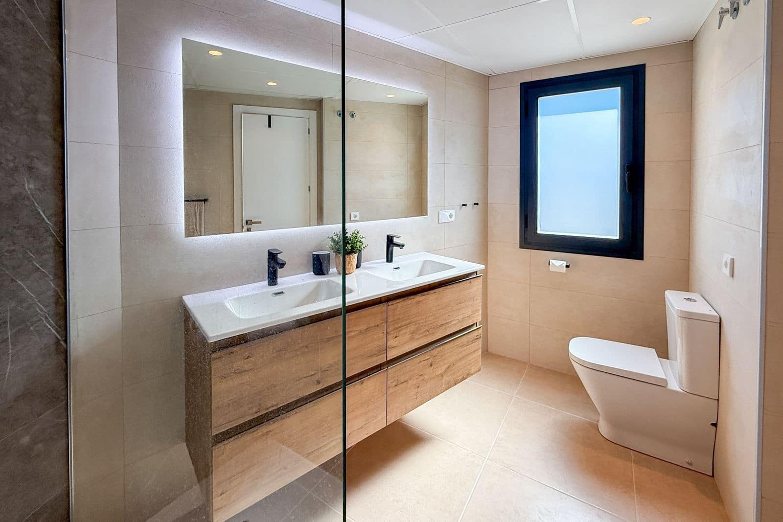 3 camera da letto Casa in vendita in El Paraiso con piscina garage - 679.000 € (Rif: 9298732)