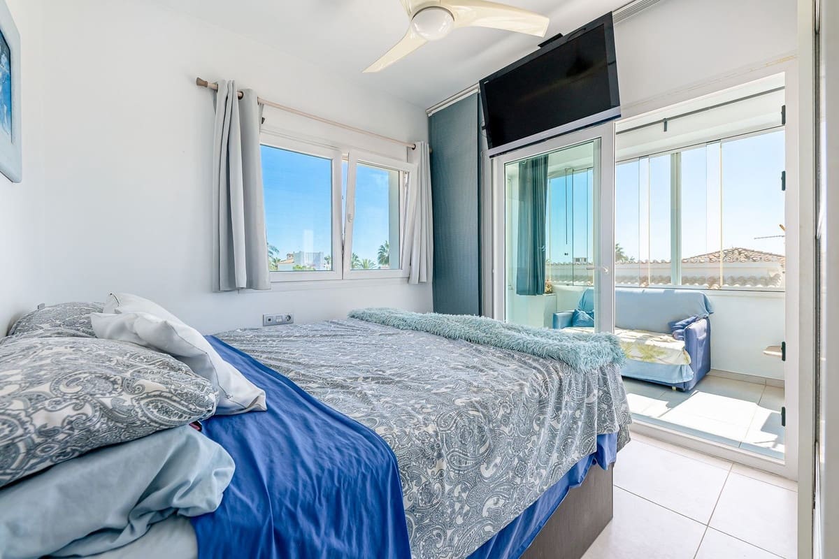 3 soverom Villa til salgs i Costalita med svømmebasseng garasje - € 1 600 000 (Ref: 9298736)