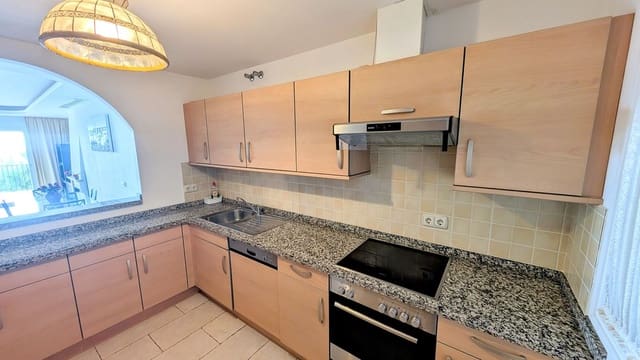 2 soverom Leilighet til salgs i Benahavís med svømmebasseng garasje - € 455 000 (Ref: 9298738)