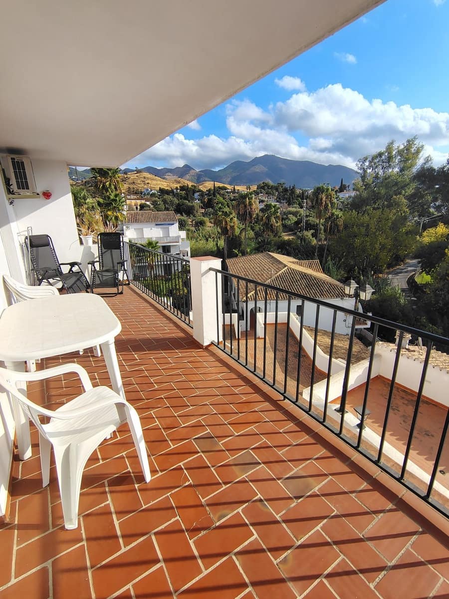 Apartment for sale in Mijas with pool - € 219,000 (Ref: 9298748)