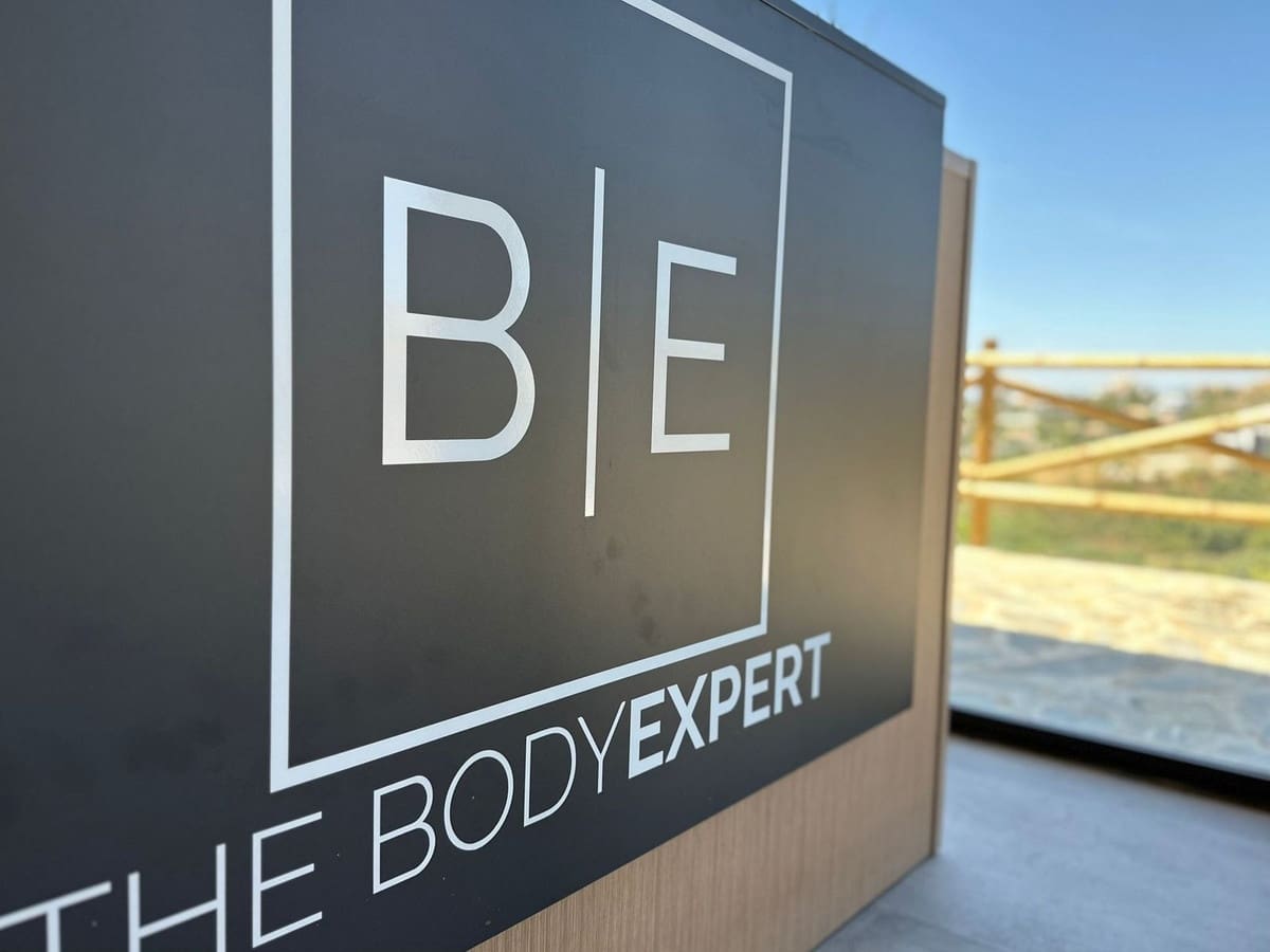 2 soverom Penthouse til salgs i El Paraiso med svømmebasseng garasje - € 690 000 (Ref: 9322820)