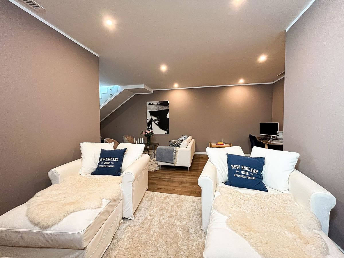 5 soverom Kjedet enebolig til salgs i Cabopino med svømmebasseng garasje - € 1 695 000 (Ref: 9322822)