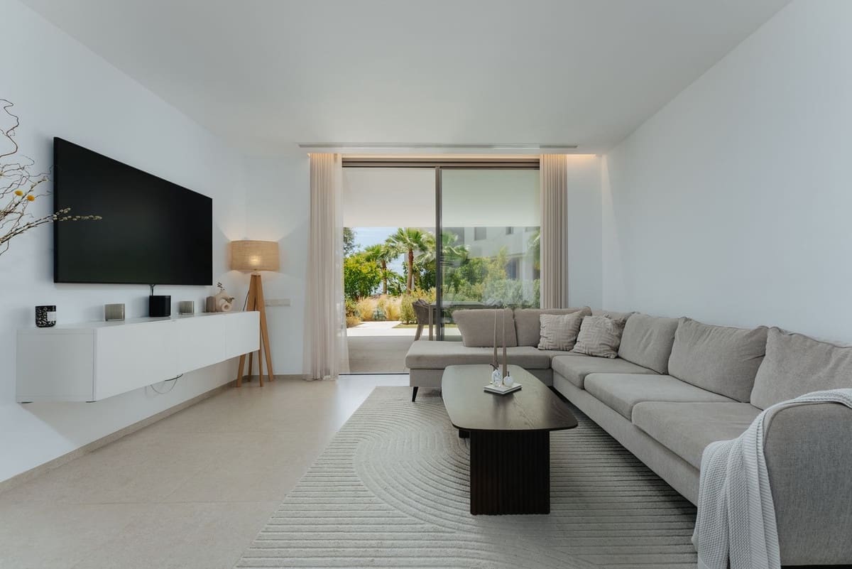 2 sypialnia Apartament na sprzedaż w Benahavis z basenem garażem - 750 000 € (Ref: 9322824)